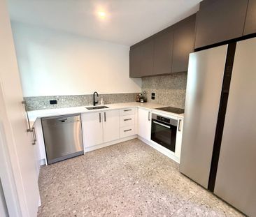 Sydenham, 3 bedrooms - Photo 3