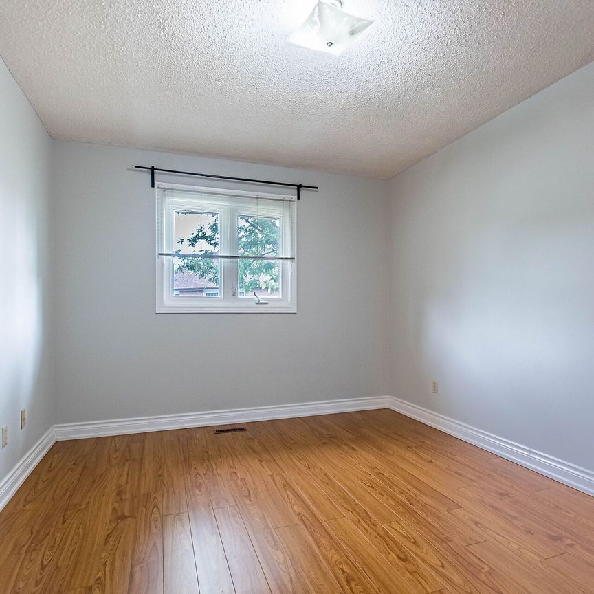 For Lease - 1134 Deer Run, Mississauga, Ontario - Photo 1