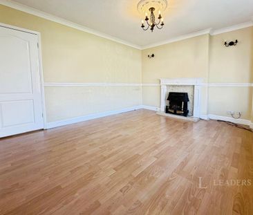 2 bedroom semi-detached house to rent - Photo 2