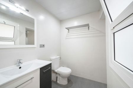 Piso de alquiler en N/a, El Raval - Photo 2