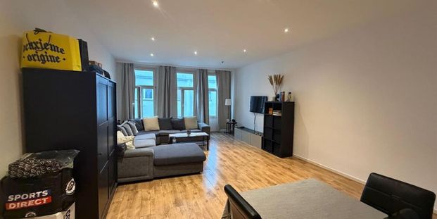 Appartement te huur in Antwerpen voor € 750 met 1 slaapkamer - Photo 1