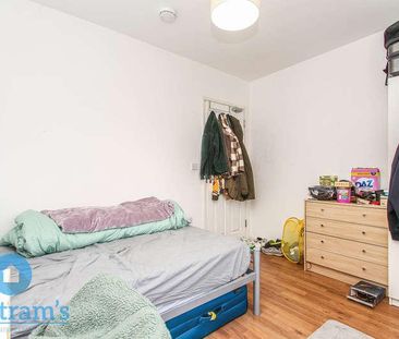 Hawton Crescent, Wollaton, NG8 - Photo 5