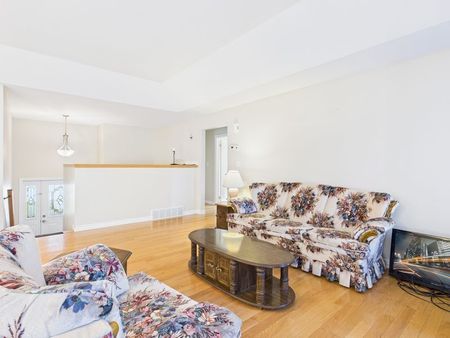 For Lease - 378 Duncan Place Unit# Upper, Kincardine, Ontario - Photo 5