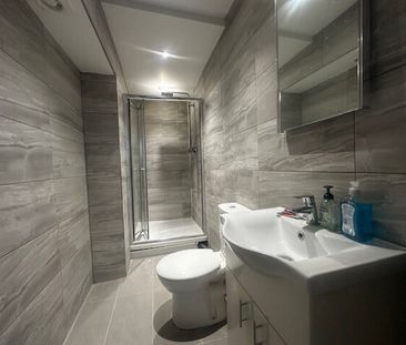 Station Bridge, Harrogate - Photo 3