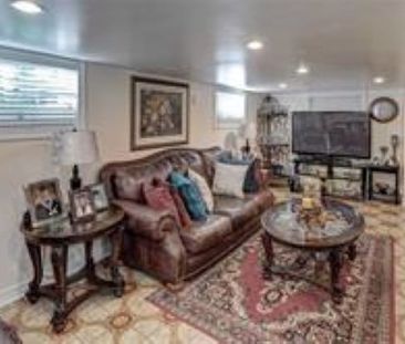 For Lease - 149 Lambton Avenue, Toronto, Ontario - Photo 4