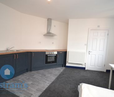 1 bed Studio for Rent - Photo 2