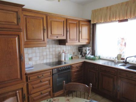 Gelijkvloers appartement met garage. - Photo 3