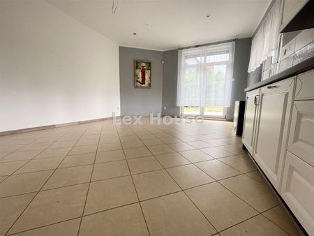 Dom na wynajem - Zdjęcie 3