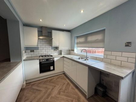 2 bedroom terraced house to rent - Photo 3