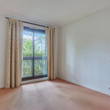 Appartement • Ile de la Jatte-Parc d'Orléans - Photo 1