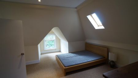 19 St. Johns Road, Bournemouth - Photo 2