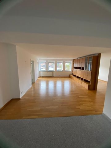 *Traumhafte Aussichten*frisch renovierte 3 Zimmer Wohnung im Herzen von Aschaffenburg City - Foto 3