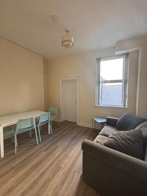Flat 1, 91 Fitzroy Avenue, Belfast, BT7 1HU - Photo 1