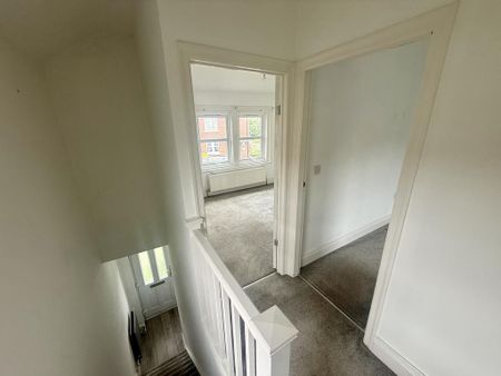 2 bedroom semi-detached house to rent - Photo 2
