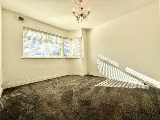 Calne Avenue, Ilford, IG5, Property for rent - Photo 1