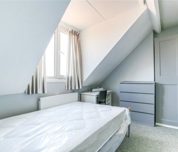 Gloucester Road, - Photo 3