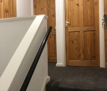 Room in a Shared House, Farrow Bank, LS12 - Photo 6