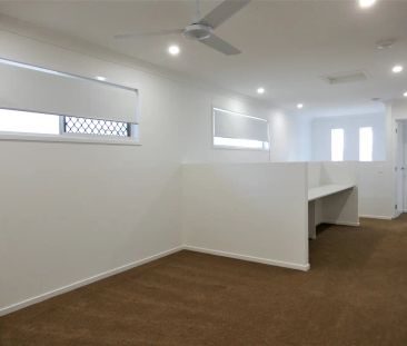 9 Shaw Street, Bellbird Park QLD 4300 - Photo 5
