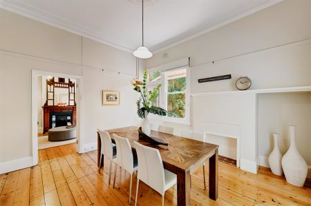 3 Bed, 1 Bath - Photo 3