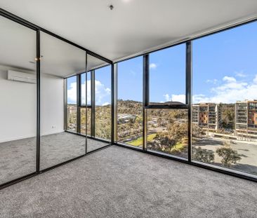 Modern Comfort – Spacious Two-Bedroom Apartment in the Heart of Bel... - Photo 1