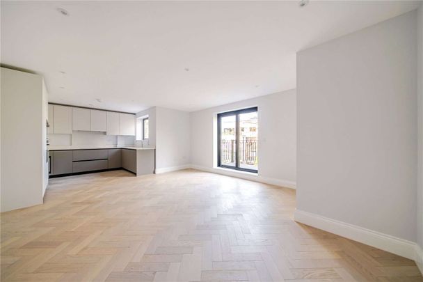 An exclusive contemporary apartment in an ideal Sevenoaks location. - Photo 1