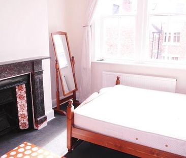 4 Bed - Ripon Gardens, Jesmond Vale - Photo 4