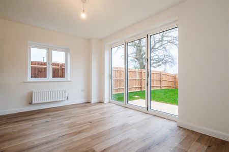 4 Bedroom House To Rent - Photo 4