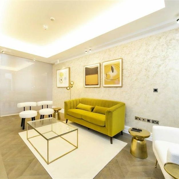 Queen's Gate Mews - Photo 1