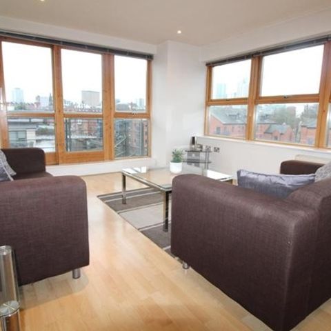 Regents Quay, Bowman Lane, Leeds - Photo 1