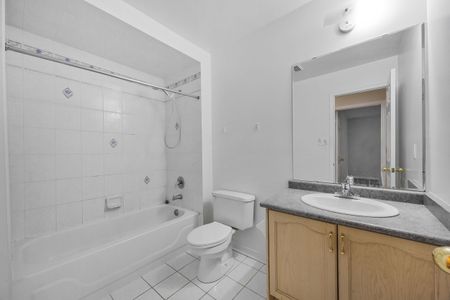 For Lease - 10 Ferris Street, Richmond Hill, Ontario - Photo 4