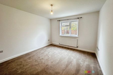 Lincoln Drive - Photo 5