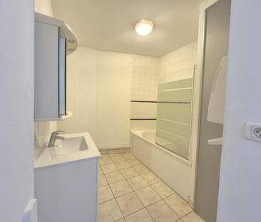 Location Appartement 2 pièces 51m² STE CATHERINE 62223 - Photo 4