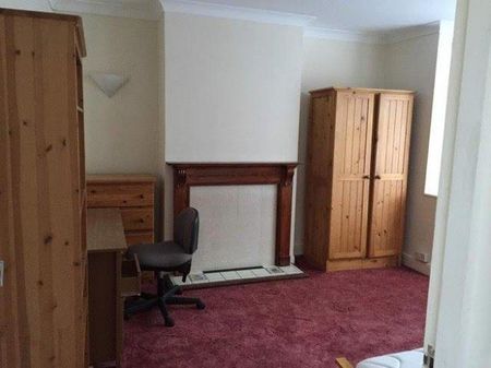 5 bedroom house share to rent - Photo 4