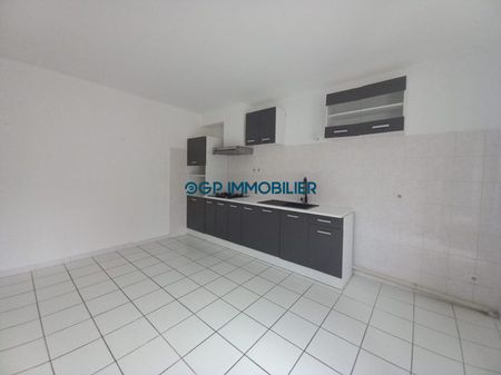 Appartement à louer, 3 pièces - Castelnau-d'Estrétefonds 31620 - Photo 3