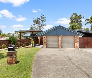 Modern Comfort and Privacy in Quiet Neighbourhood - Photo 3