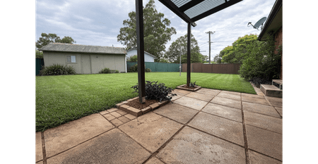 Family Living in Prime Penrith Location - Photo 3
