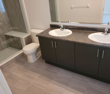 For Lease - 3213 Mosley Street, Wasaga Beach, Ontario - Photo 6