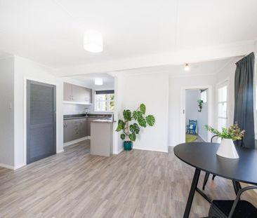 Friendly Feilding home for rent - Photo 6
