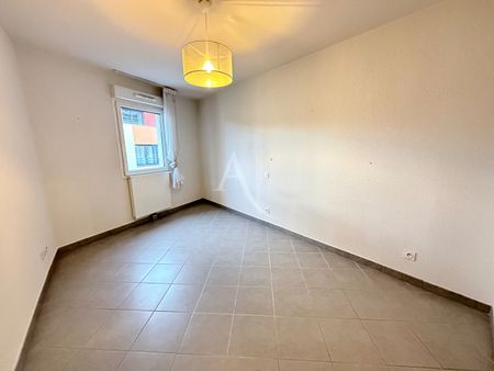 Location Appartement 3 pièces 78m² - Photo 2