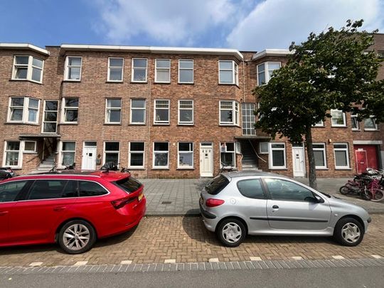 Te huur: Appartement Soestdijksekade 450 kamer 2 in Den Haag - Photo 1