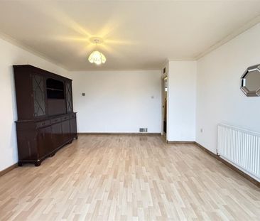 3 Bedroom House To Let - Photo 4