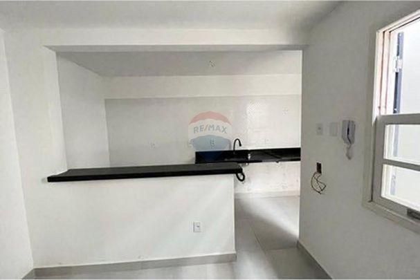 Kitnet Mobiliada para Locação Anual na Vila Caranga, Próxima ao Centro de Búzios - Foto 1