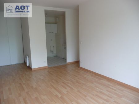 Location Appartement 2 pièces 48m² BEAUVAIS 60000 - Photo 2
