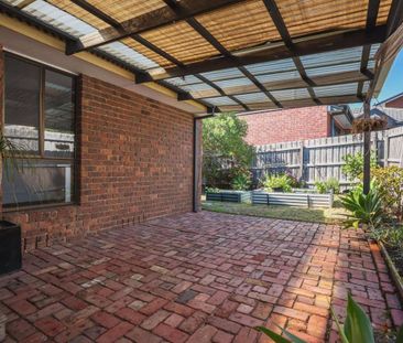 Carrum Beach lifestyle living at it's best ! - Photo 1