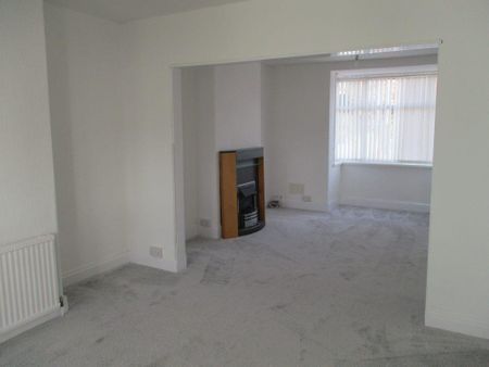 3 bedroom semi-detached house to rent - Photo 3