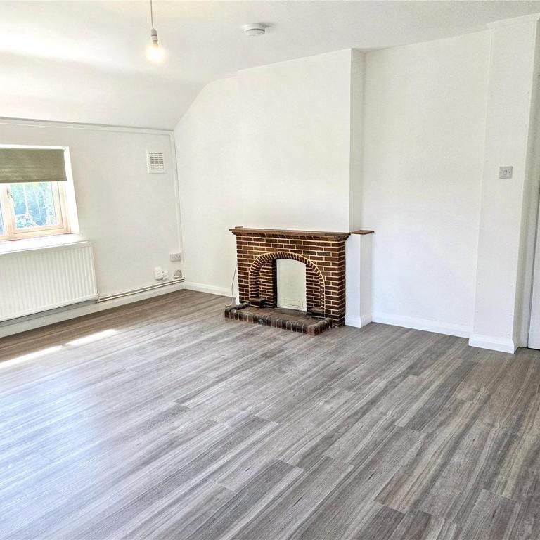 3 bedroom maisonette to rent - Photo 1