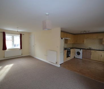 2 bedroom terraced house to rent - Photo 2