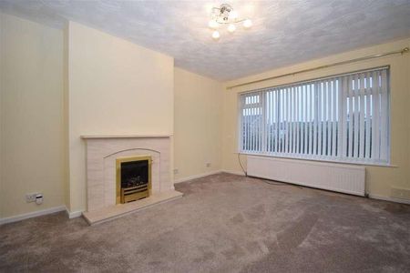 Mapplewell Drive, Ossett, WF5 - Photo 2