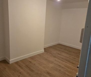 4 bedroom terraced house to rent - Photo 1