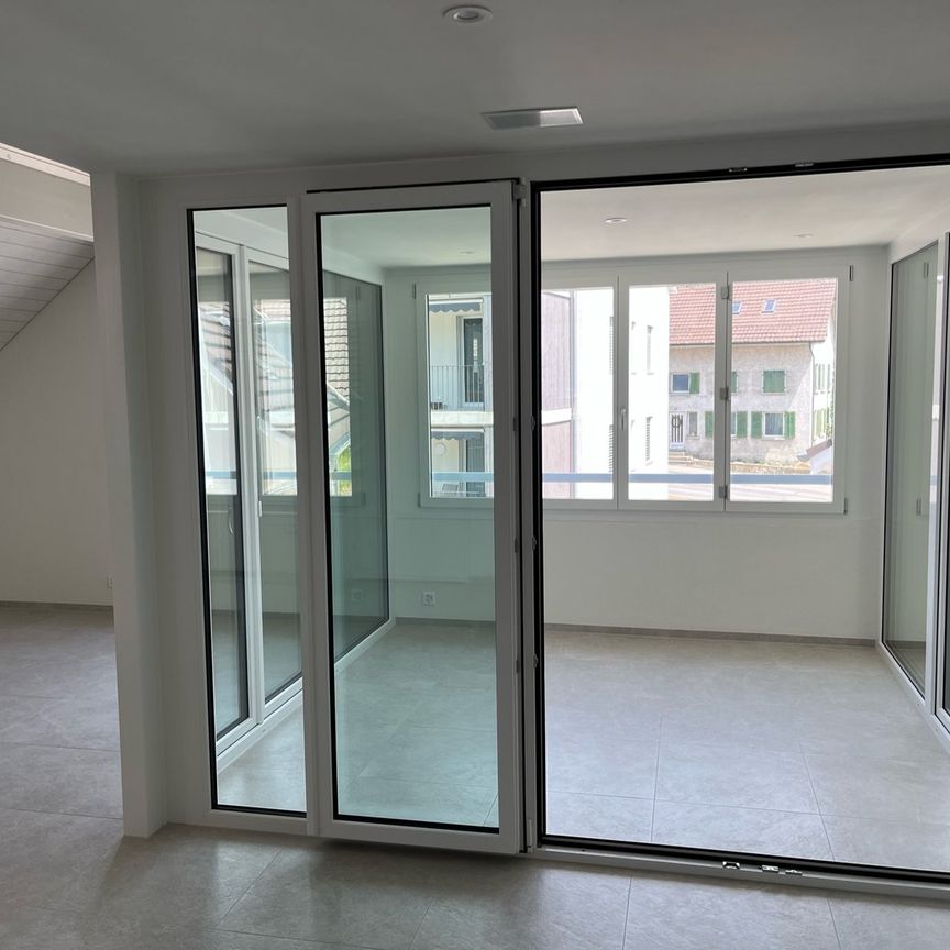 Moderne 3½-Zimmer-Duplex Dachwohnung mit Galerie - Foto 1